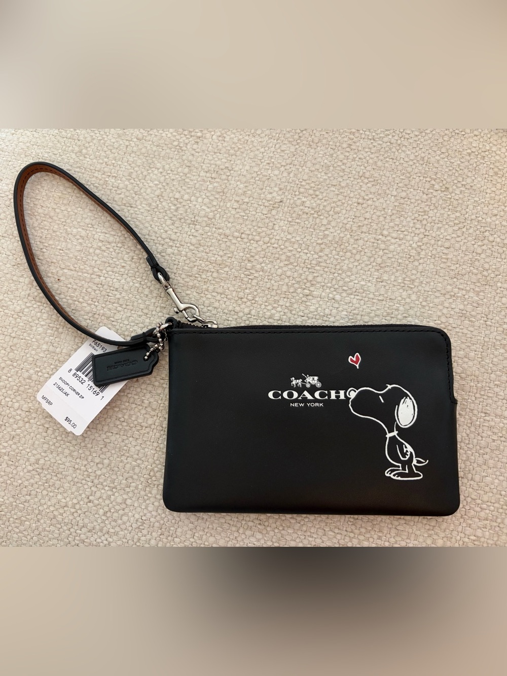 NWT/RARE CoachxSnoopy “Kiss”Black Leather Corner Zip Wristlet with Logo Tag